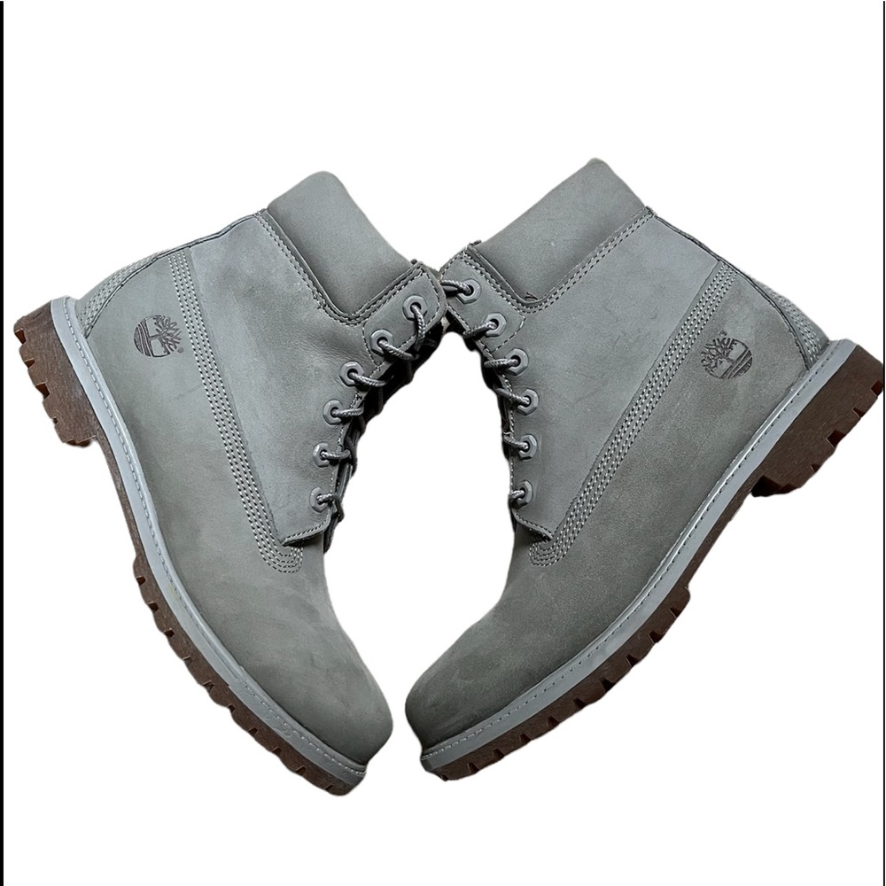 Timberland Waterproof Gray Suede Boots size 9